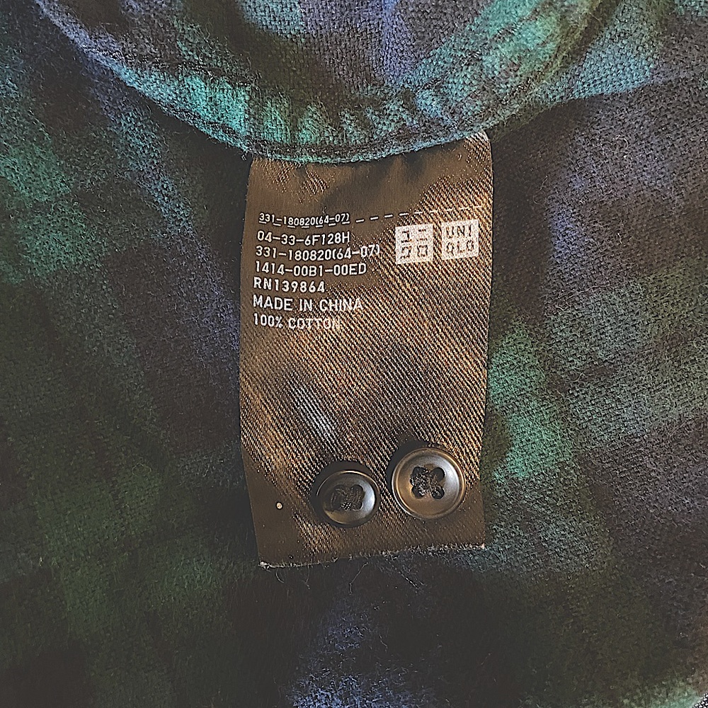 Men’s Flannel - Picture 4 of 4